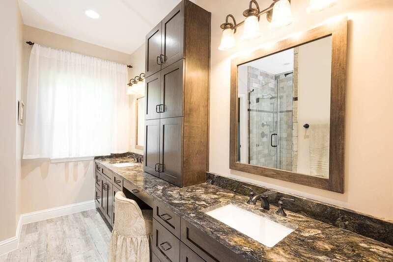 houston-bathroom-remodeling-s-woods-dr-1-1