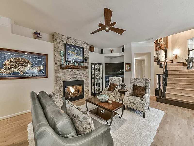 houston-living-room-remodeling-hearthstone-meadows-1